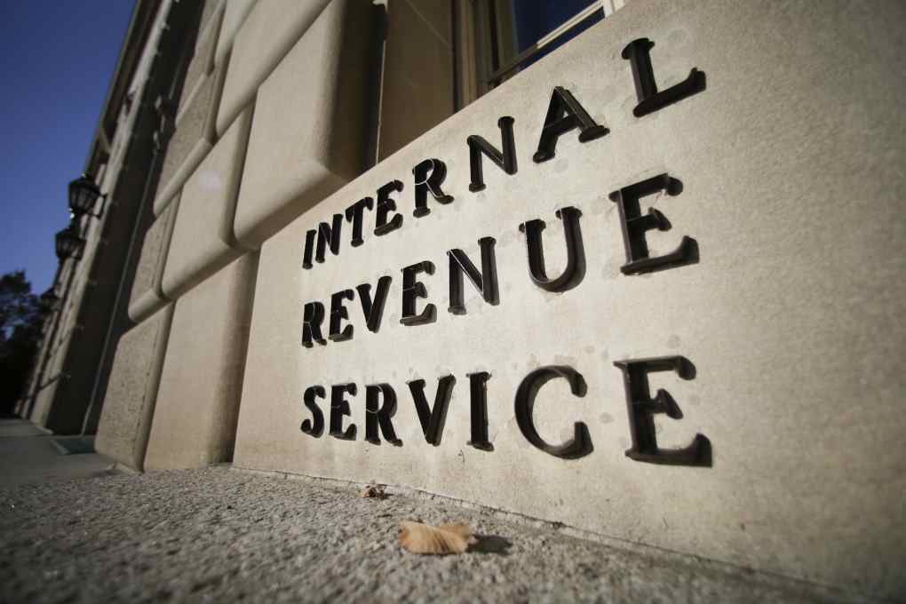 irs building sign